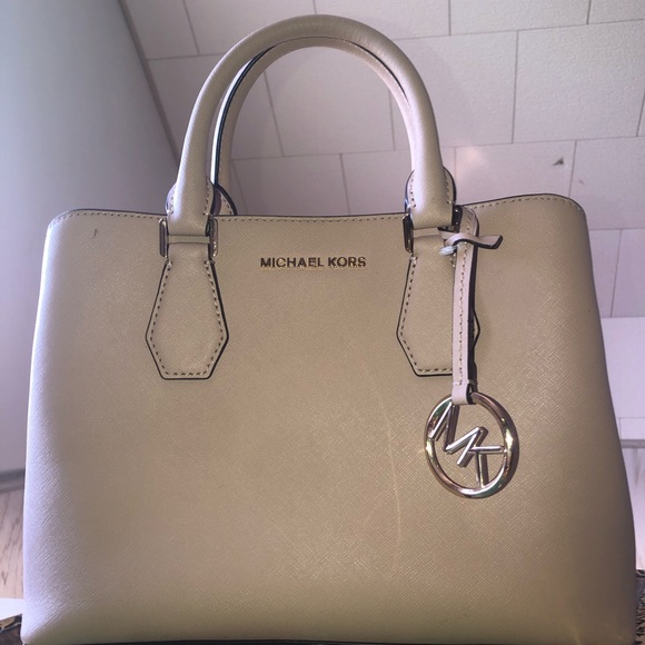 Michael Michael Kors Camille Mini Top Handle Bag - Picture 4 of 6